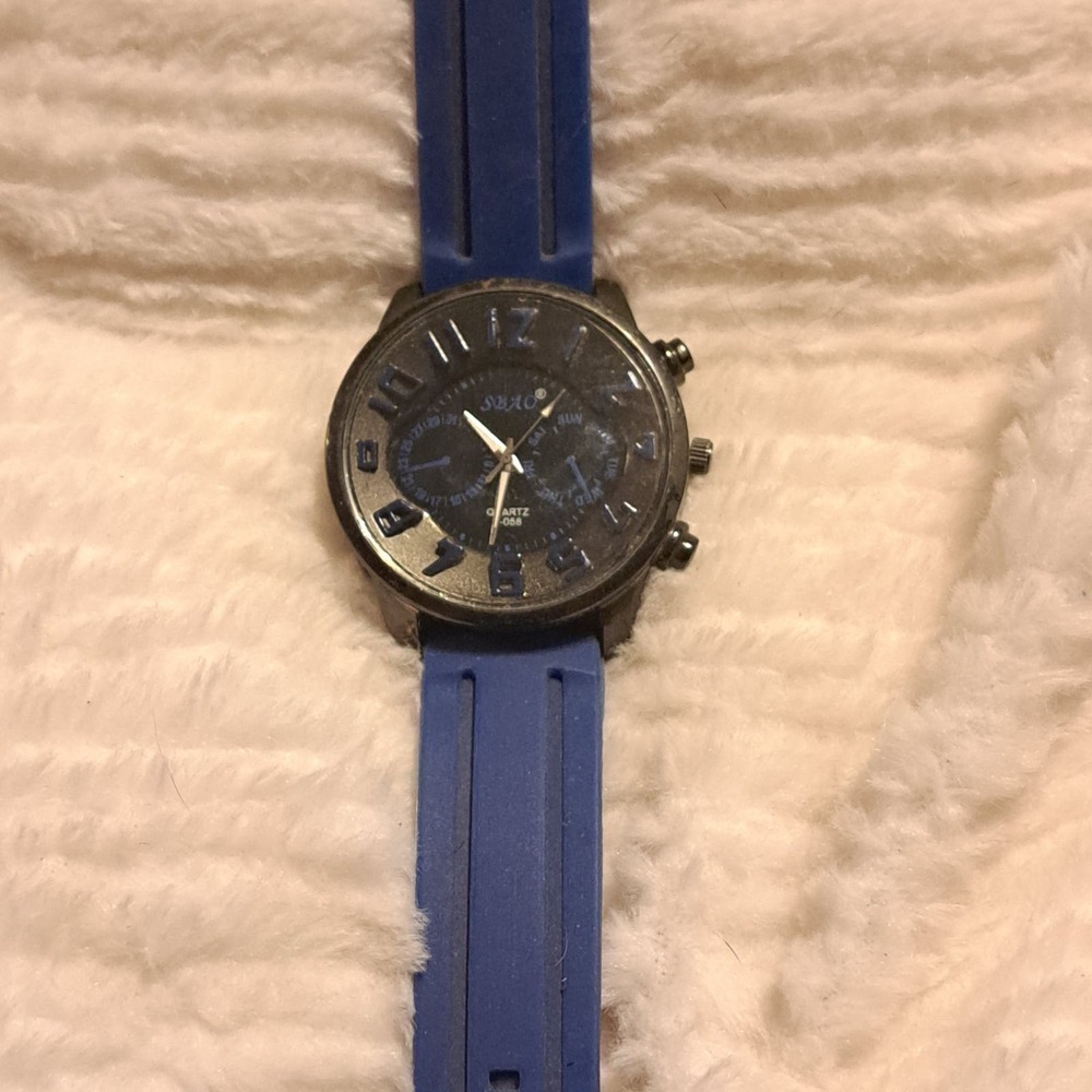 Men Watch Preowned Quartz Stainless Steel